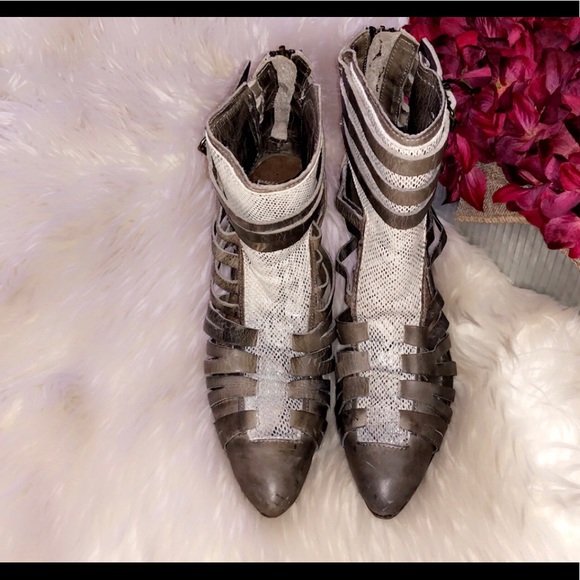 🆕FREEBIRD Jude Snake Print Sandal - Picture 5 of 9